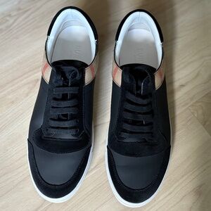 Burberry Stevie Check leather and canvas sneaker
